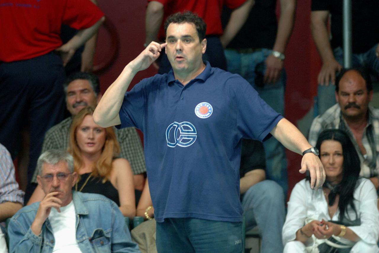 'sport...zagreb...12.05.2006. ph u vaterpolo, mladost - jug 8-9, jug prvak, trener juga emil nikolic,  foto: goran stanzl'