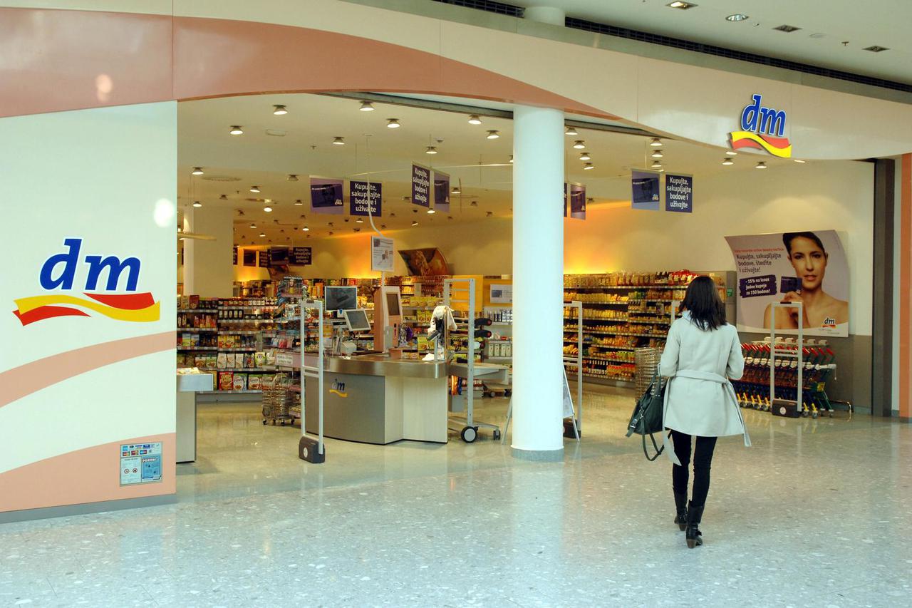 Zagreb: Trgovina DM-au Garden Mall-u