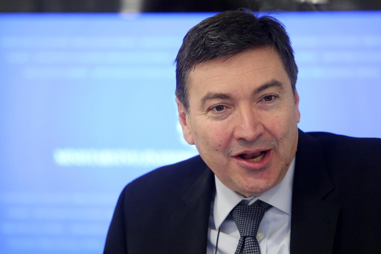 09.04.2015., Zagreb - Na konferenciji za medije ministarstva obrazovanja, znanosti i sporta, predstavljen je dosadasnji rad Ekspertne radne skupine za provodjenje Cjelovite kurikularne reforme. Vedran Mornar, ministar  Photo: Borna Filic/PIXSELL