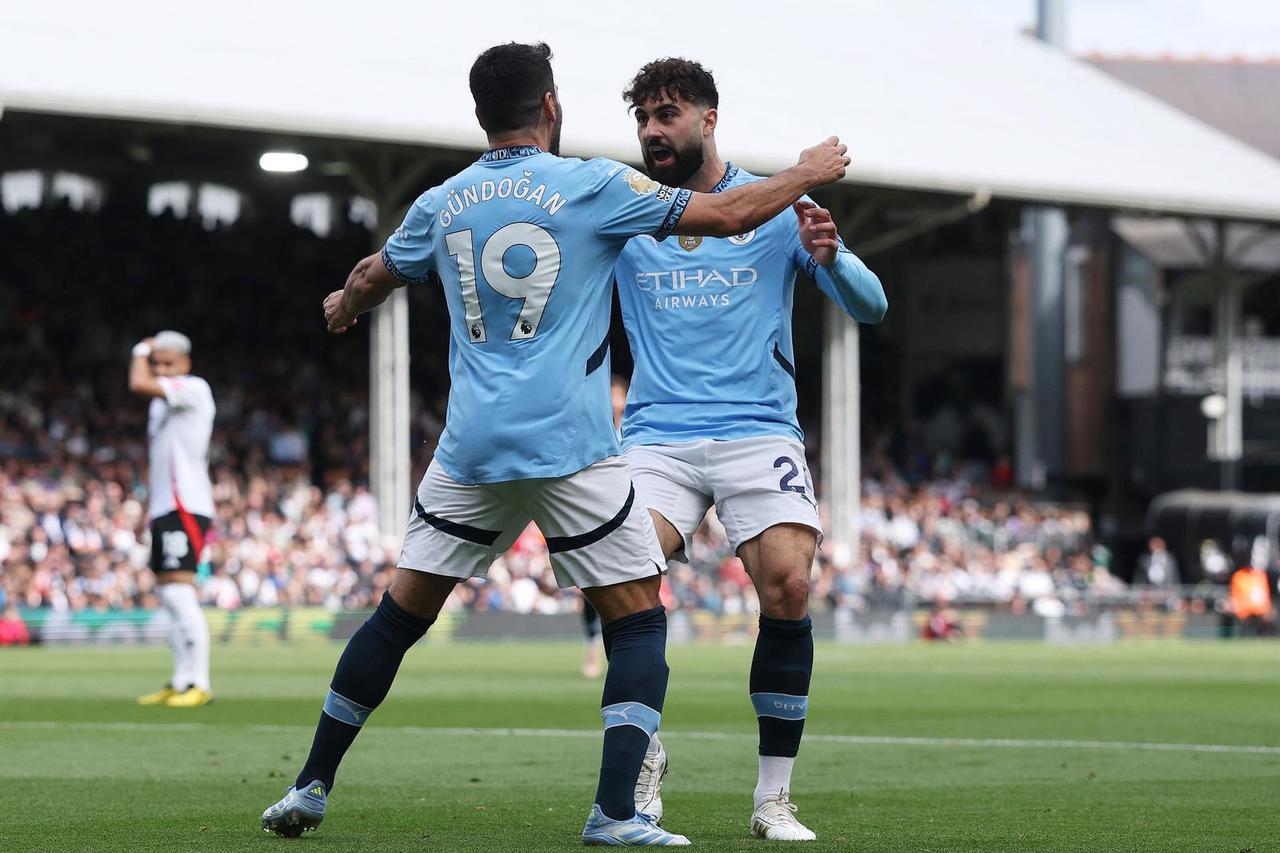 Premier League - Fulham v Manchester City