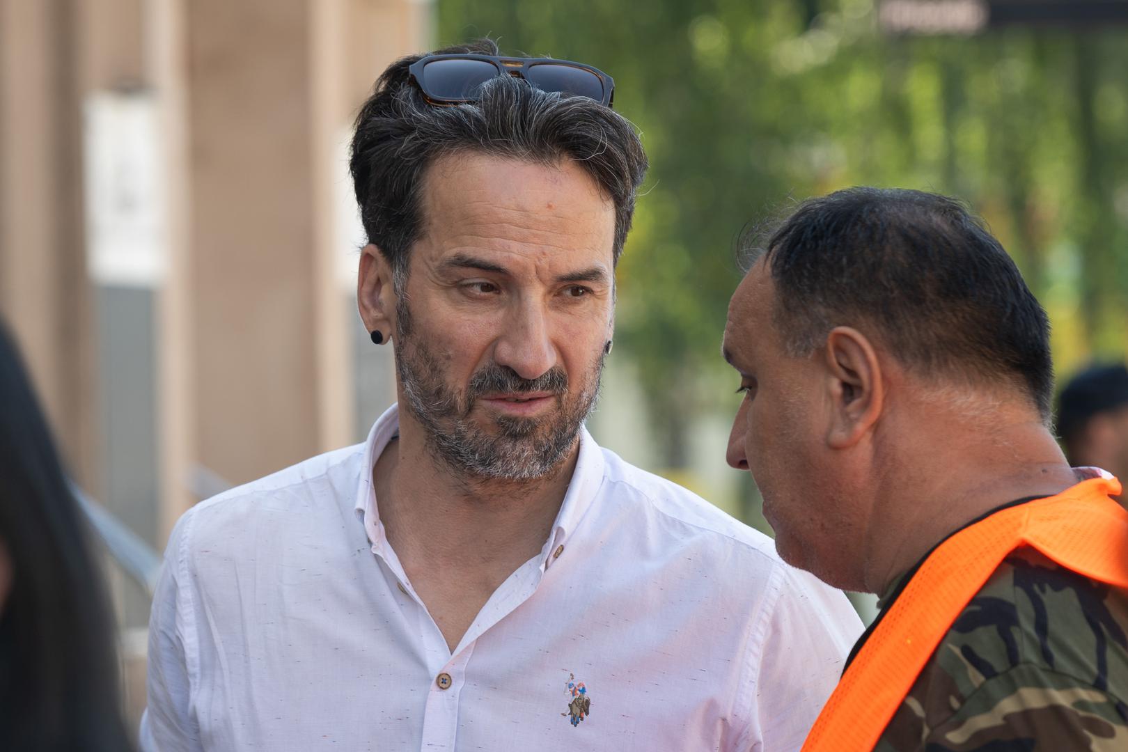 Poduzeće je organiziralo i besplatan prijevoz autobusom iz Ivanić Grada, s okupljanjem u 10:00 sati na tamošnjem autobusnom kolodvoru, kako bi zainteresirani mogli lakše doći do mjesta prosvjeda u Zagrebu.