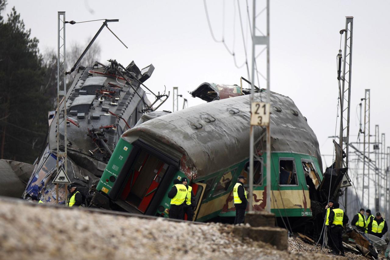 željeznička nesreća u Poljskoj (1)