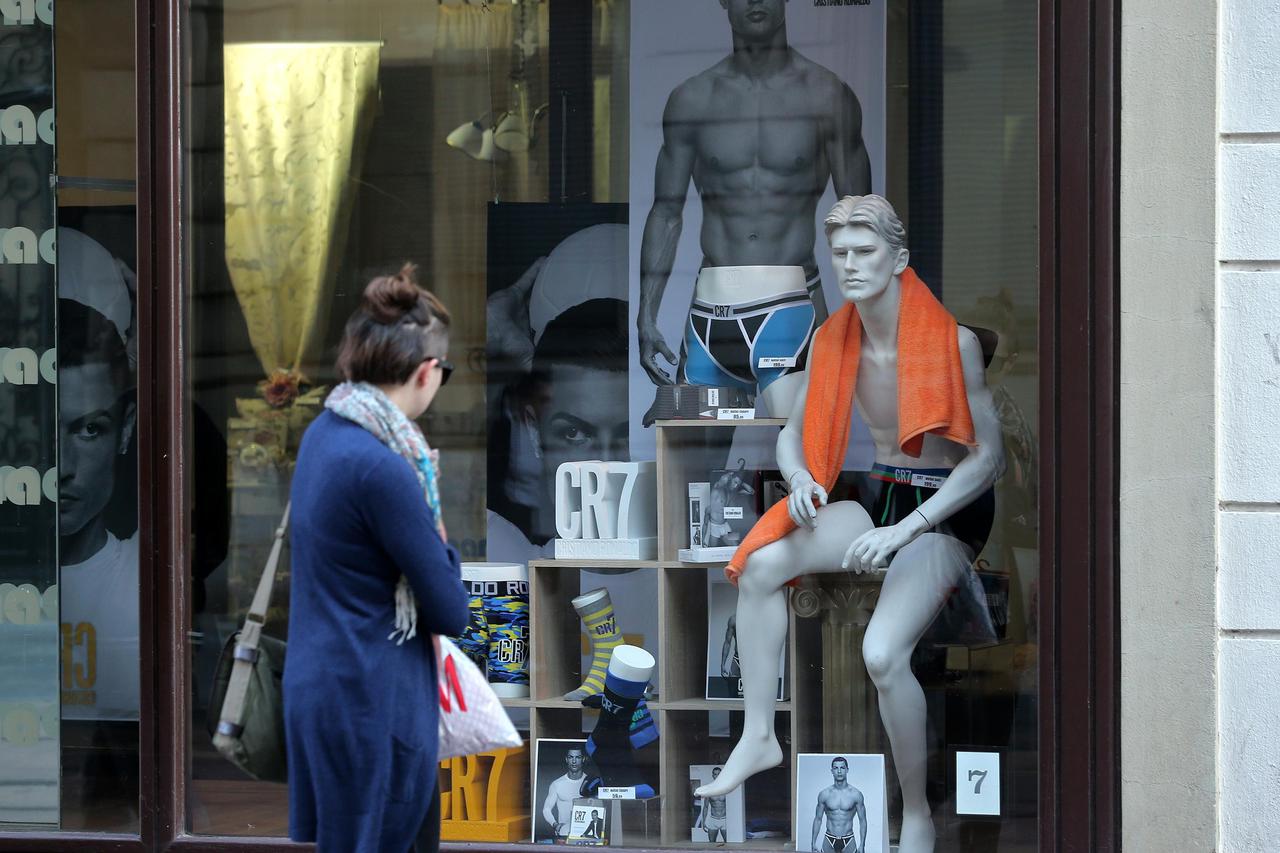 Christiano Ronaldo linija donjeg rublja