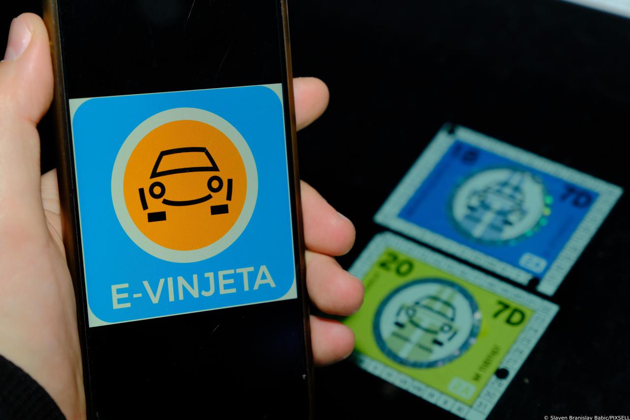 Od 1. veljače za plaćanje cestarine u Sloveniji vrijedi samo e-vinjeta