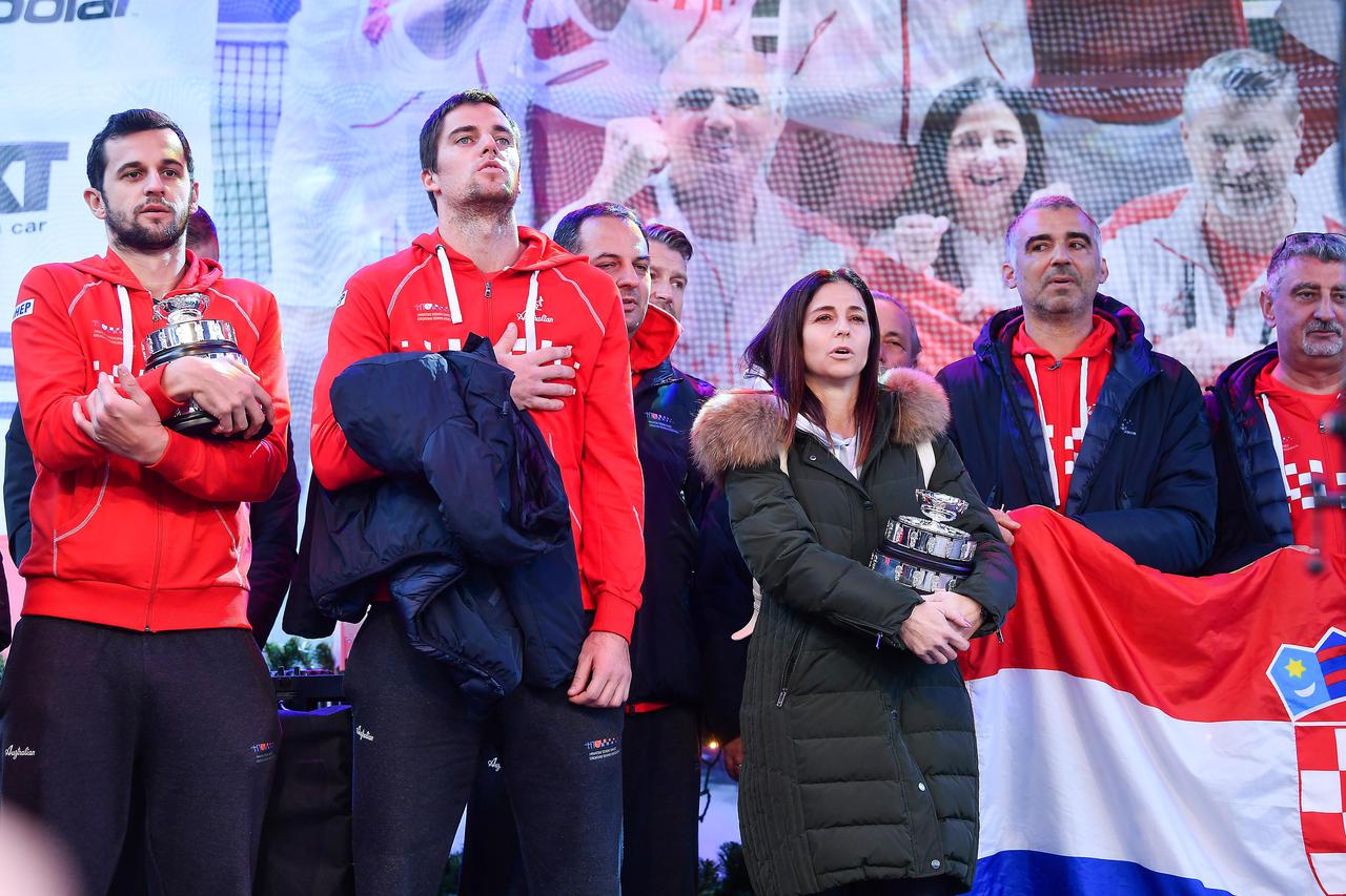 Zagreb: Doček srebrnih tenisača na Trgu bana Jelačića