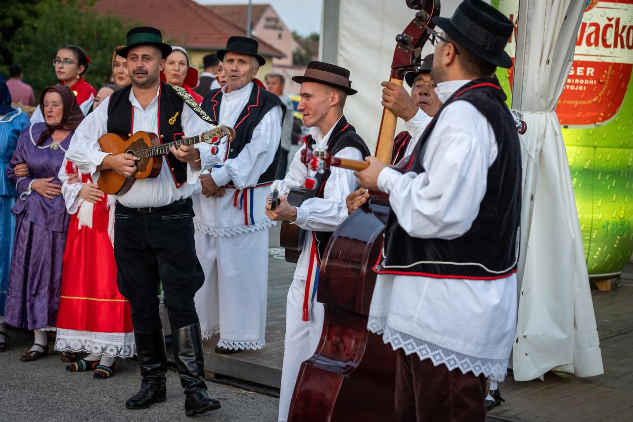 Počele Vinkovačke jeseni