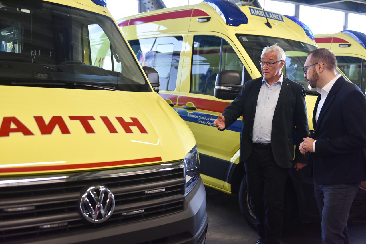 Predstavljena 42 nova vozila zagrebačke hitne pomoći