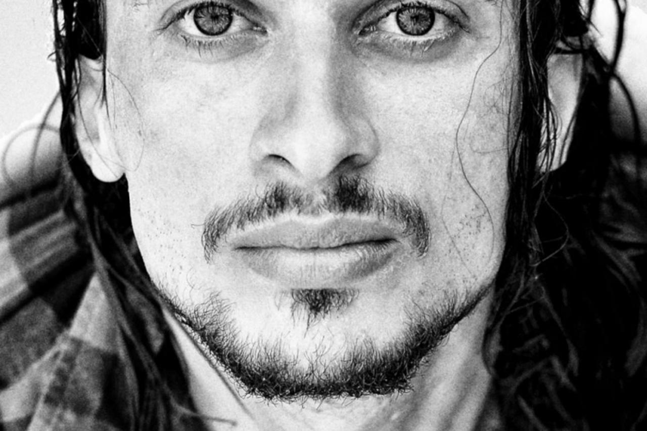 JohnJohn Raven August, (1)