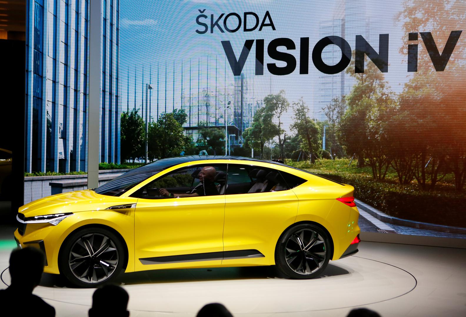 Škoda Vision iV je koncept, ali vrlo konkretno daje uvid u budućnost auta na struju. Domet mu je s jednim punjenjem više od 500 km