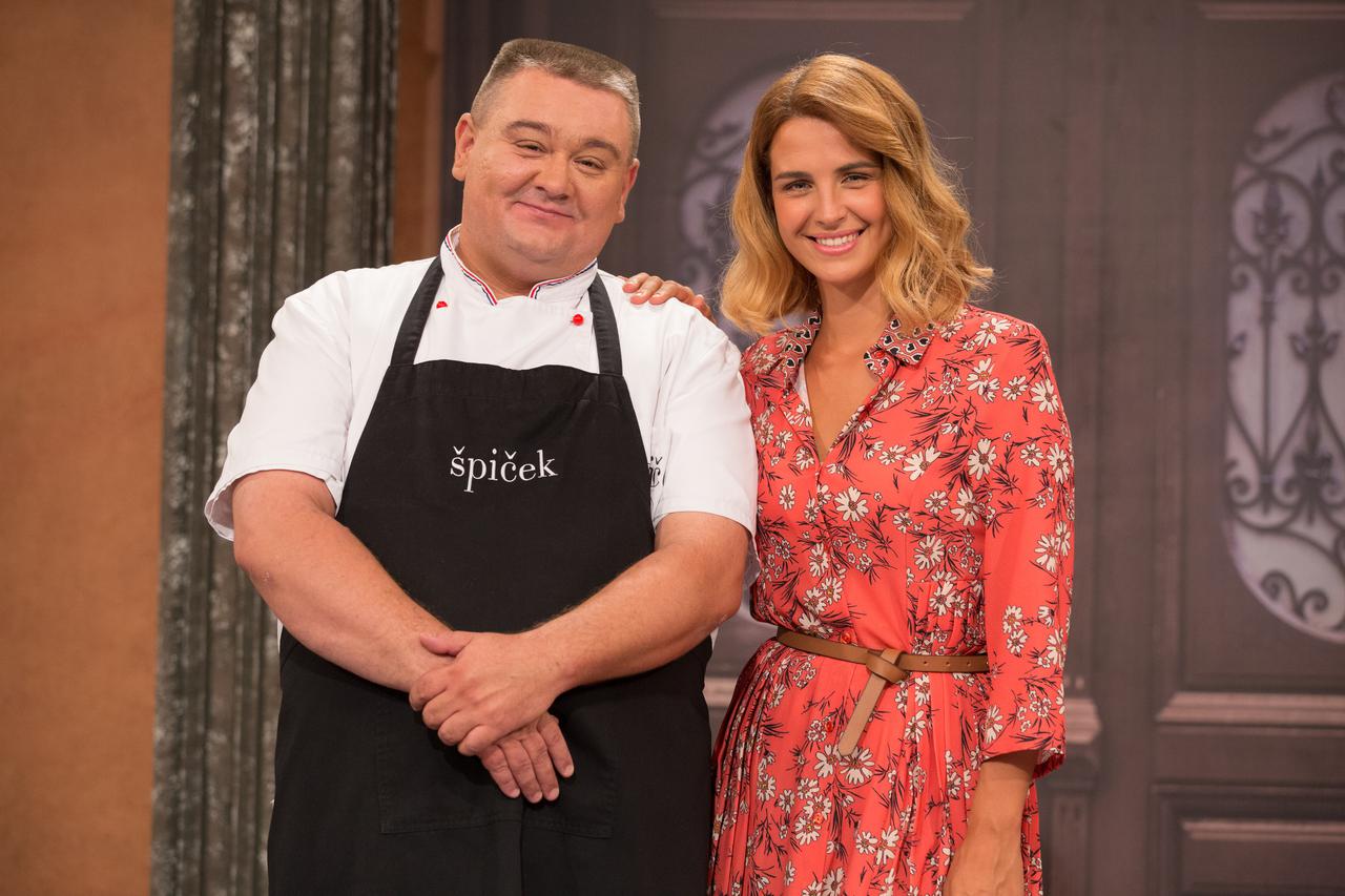 Tri, dva, jedan - kuhaj