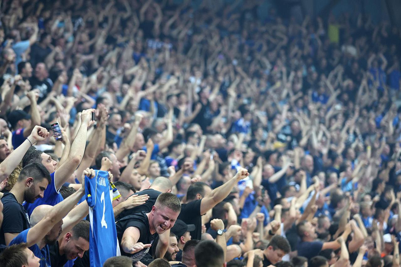 Futsal Dinamo je u Draženovu domu pobijedio Olmissum i osvojio prvi naslov prvaka Hrvatske