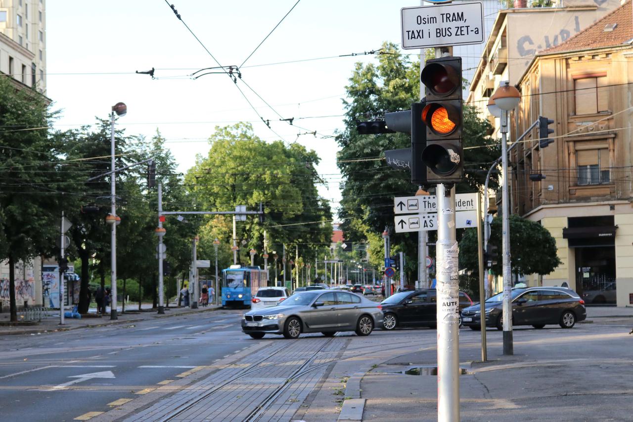 Nakon oluje koja je poharala Zagreb većina semafora nije u funkciji