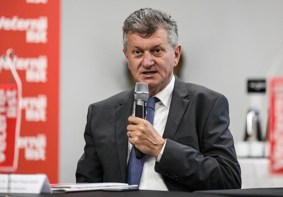 prof. Milan Kujundžić