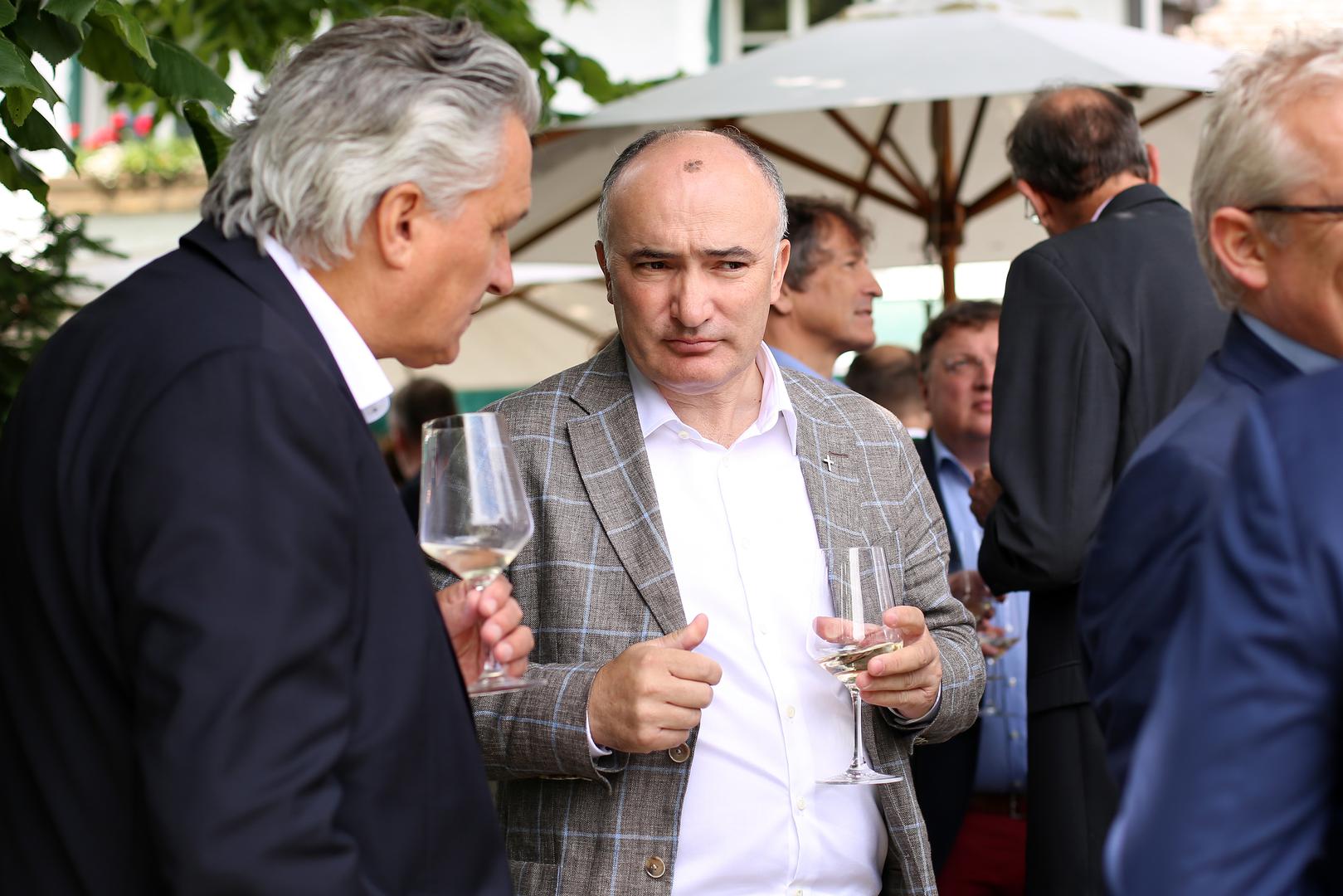 Premijer se susretao i s čelnicima austrijske izdavačke kuće Klausom Schweighoferom i Ivanom Toljem (u sredini)