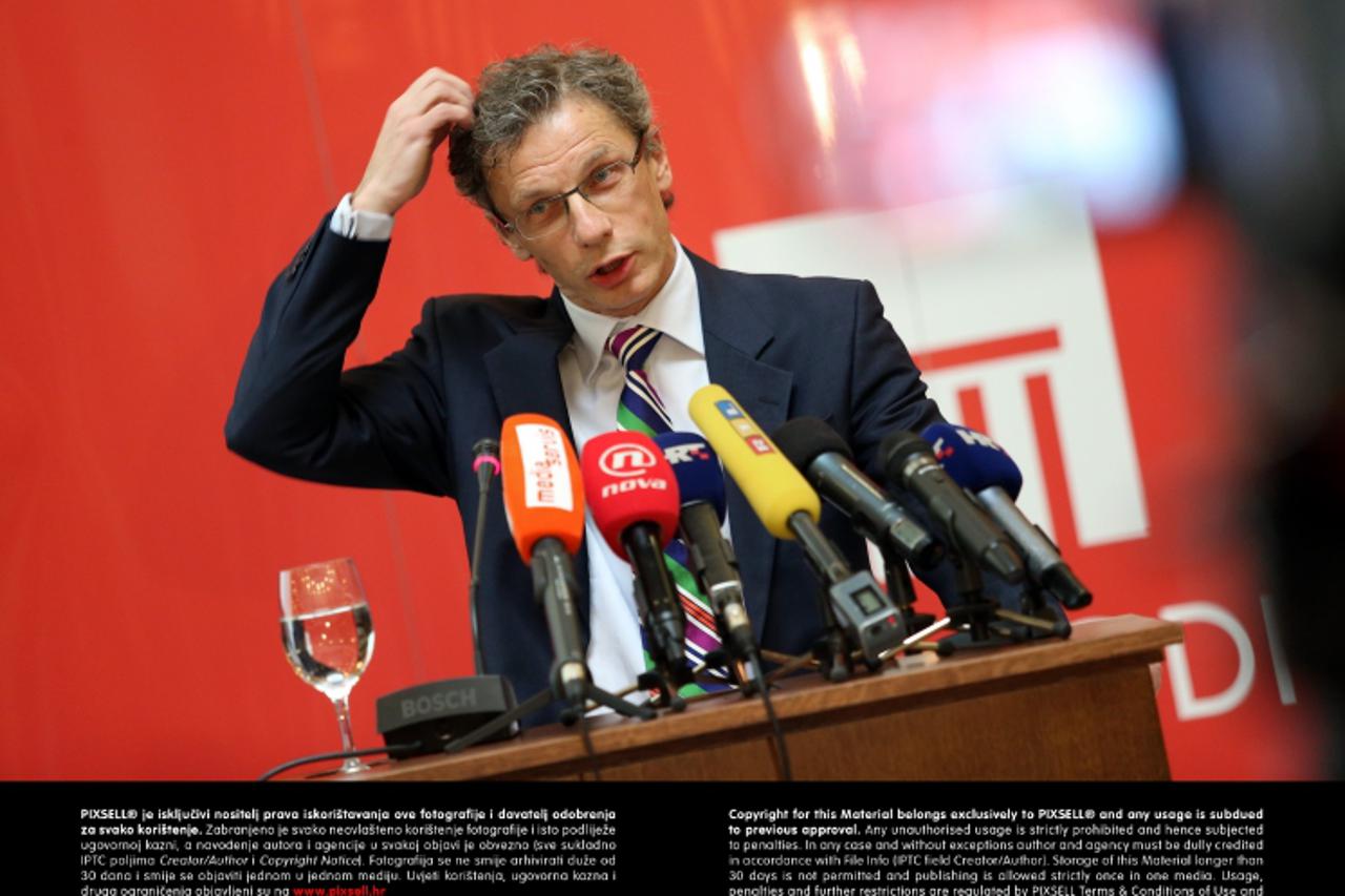 '15.02.2013., Trg hrvatskih velikana 3, Zagreb - Hrvatska narodna banka u suradnji s Organizacijom za ekonomsku suradnju i razvoj (OECD) organizirala je konferenciju na temu Medjunarodna konkurentnost