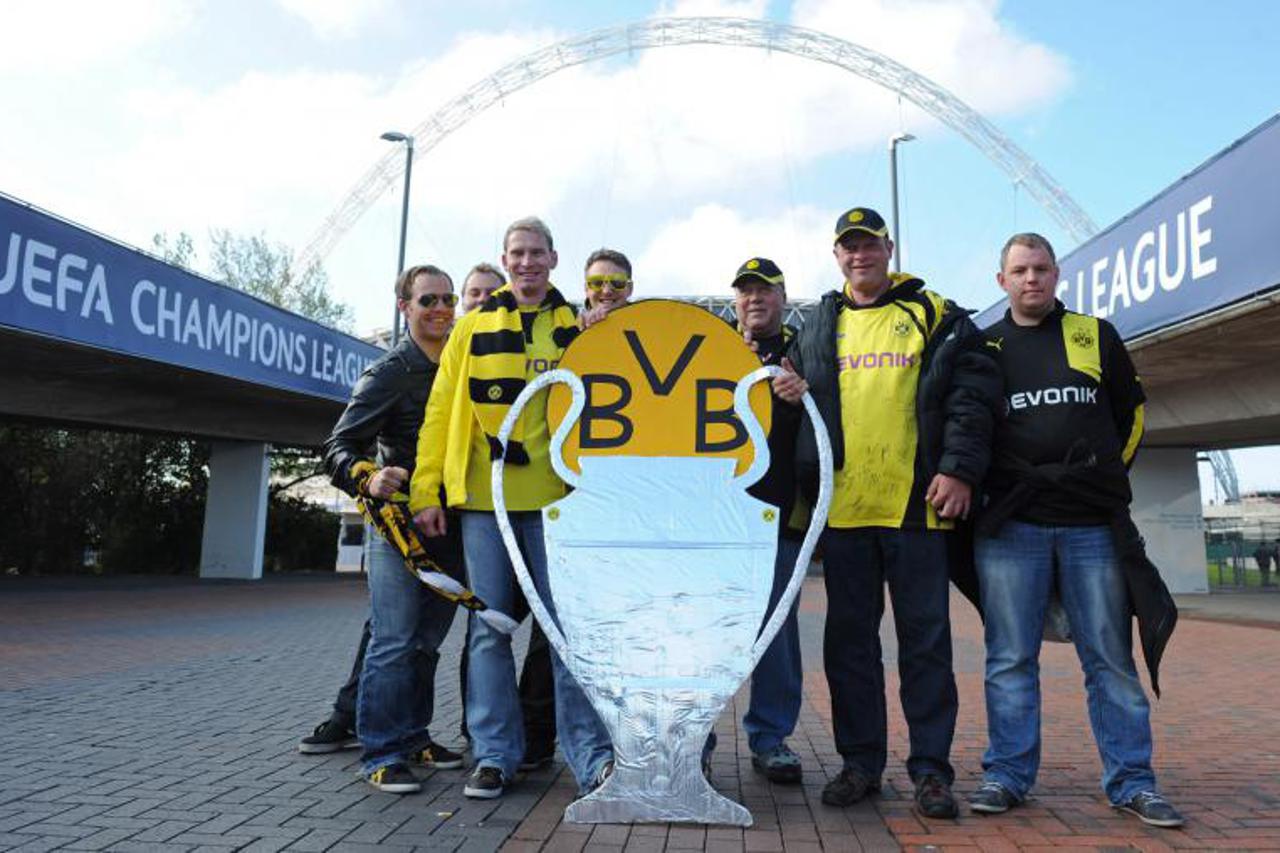 Bayern, Borussia, Wembley, Liga prvaka (1)