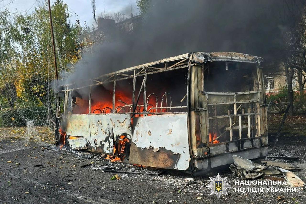 storyeditor/2026-10-08/2026-10-08T102931Z_790862490_RC2YYNAEAEKW_RTRMADP_3_UKRAINE-CRISIS-ATTACK-KRAMATORSK.JPG