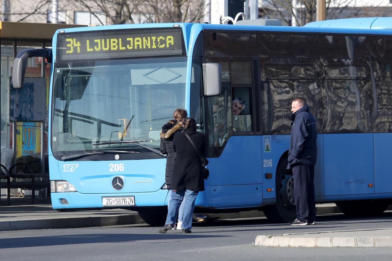 Gužva u autobusu