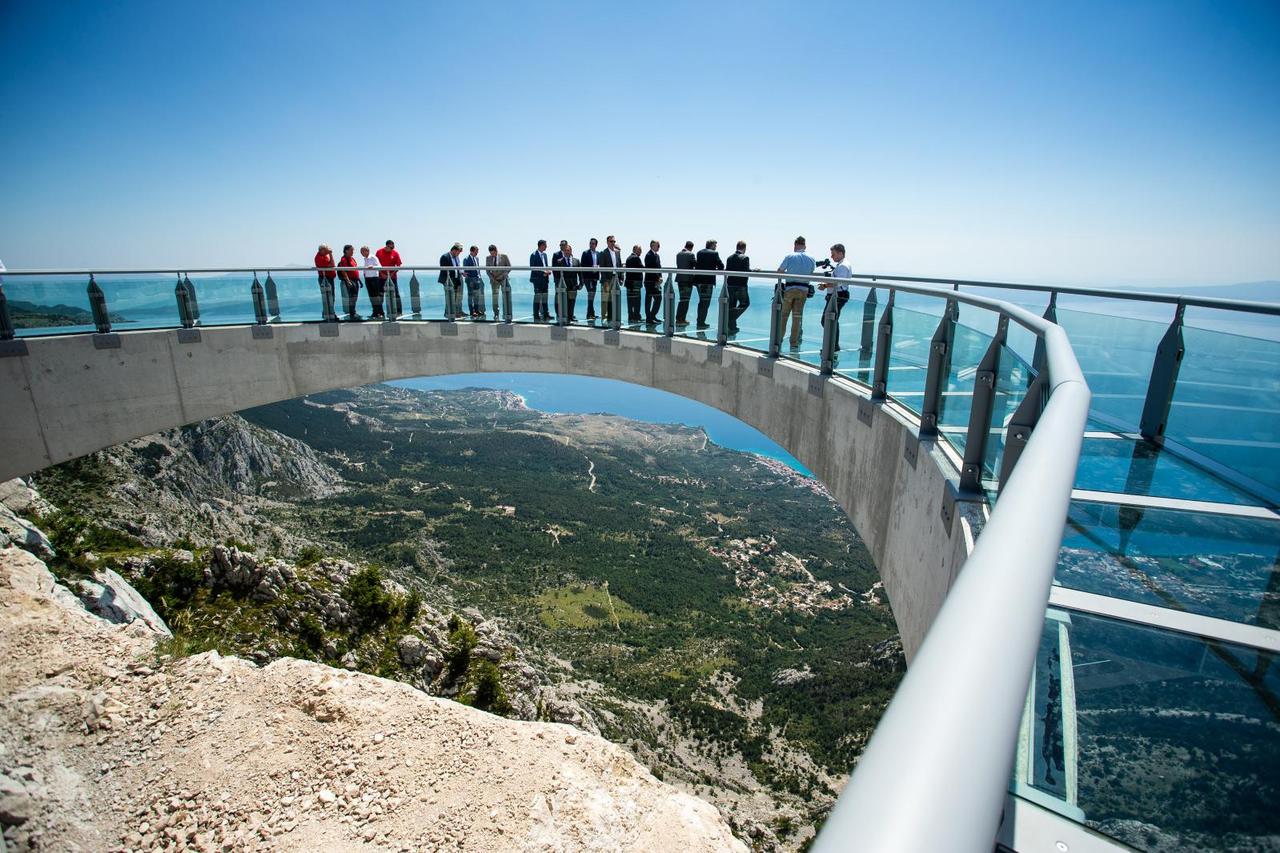 Premijer Plenković na otvorenju nebeske šetnice na Biokovu