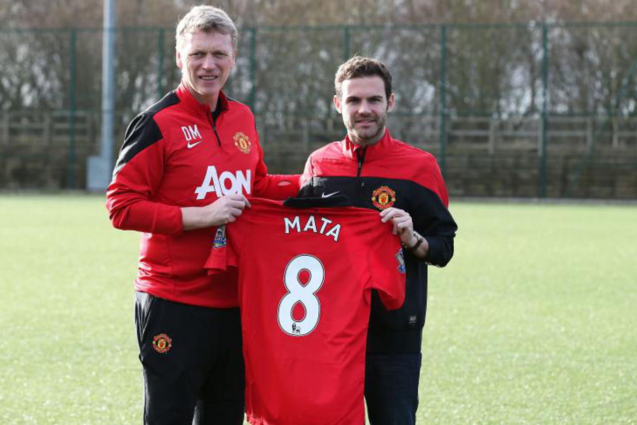 Juan Mata, Manchester United