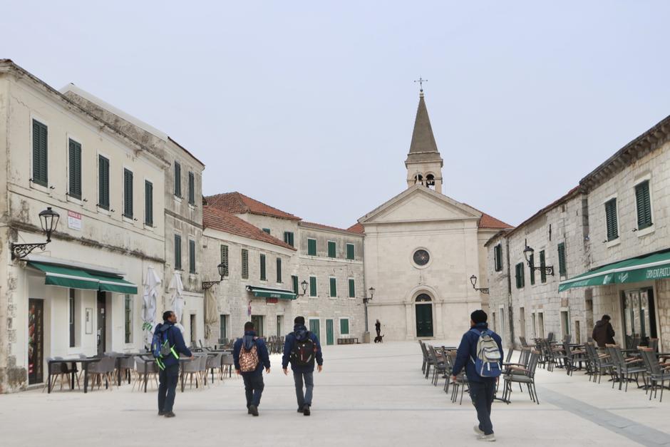 Opuzen: Turistička patrola