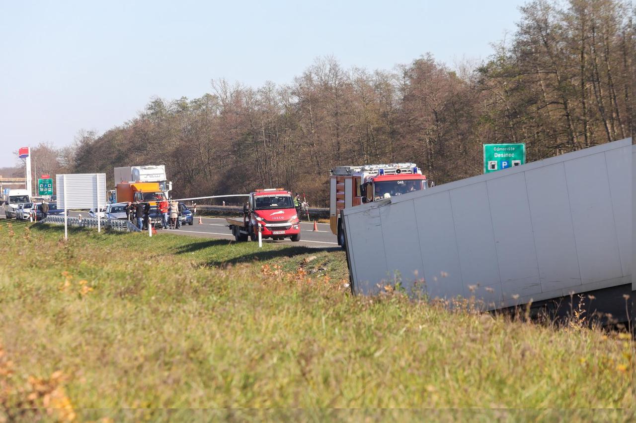 U prometnoj nesreći na autocesti A1 smrtno stradale četiri osobe