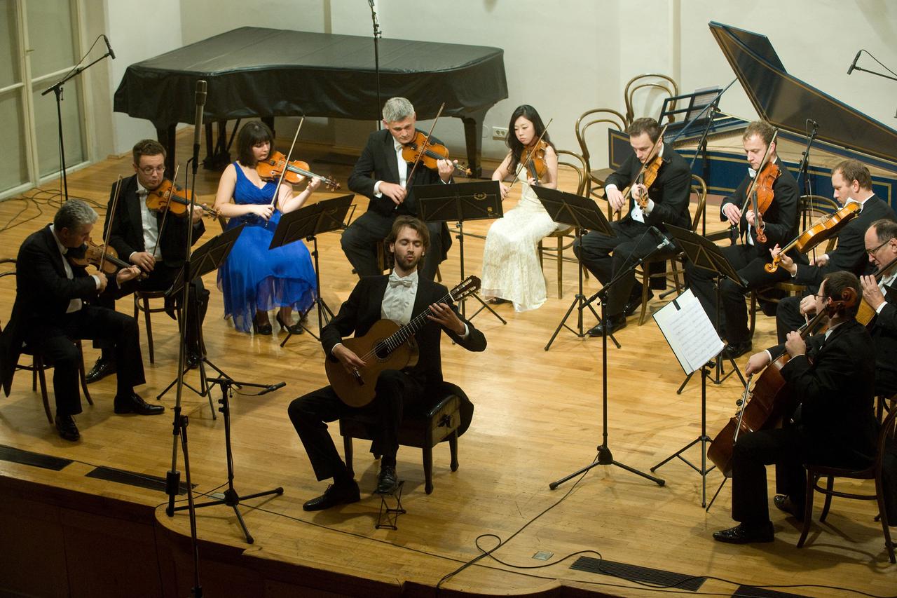 27.10.2014., Zagreb - U Hrvatskom glazbenom zavodu odrzan je koncert otvorenja nove sezone Zagrebackih solista gdje je nastupio gitarist Petrit Ceku. Photo: Davor Visnjic/PIXSELL