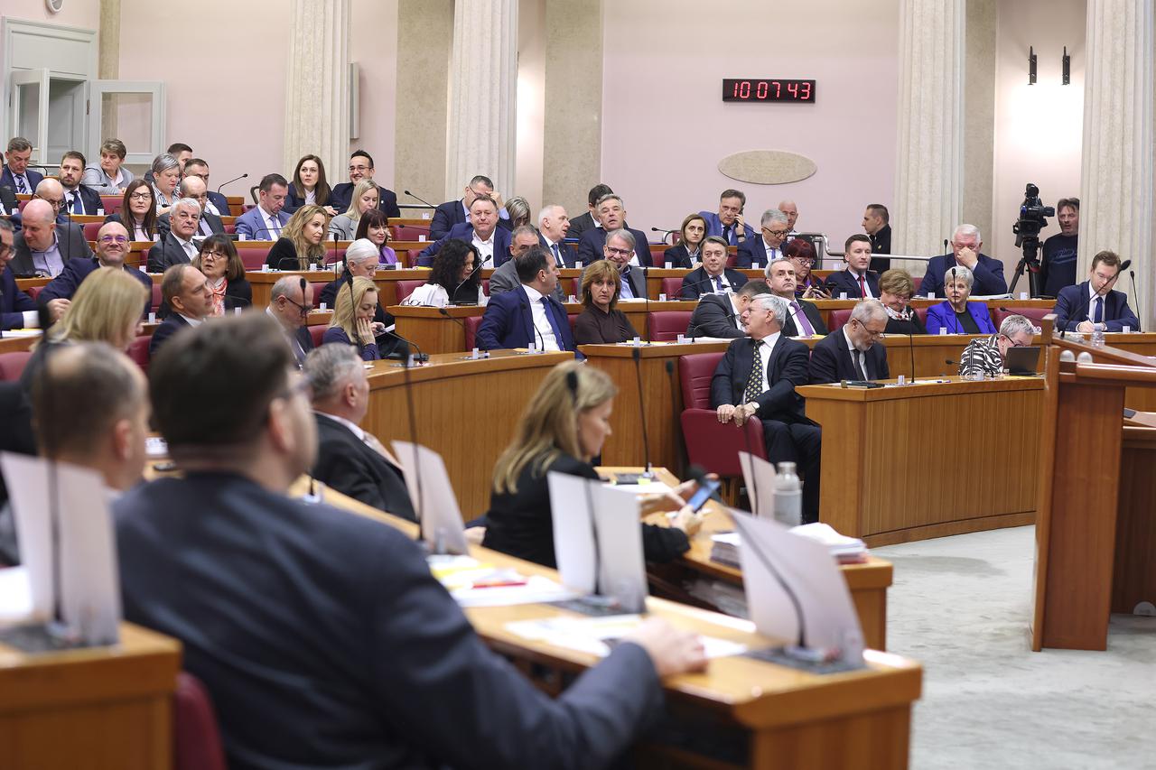 Zagreb:  Sabor 21. sjednicu nastavlja glasovanjem