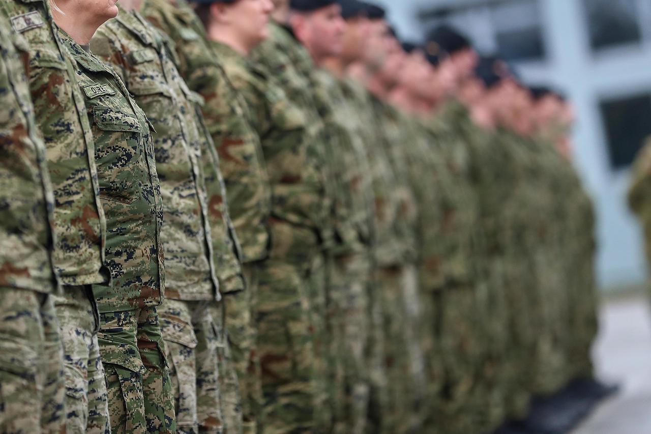 Zagreb: Svečani ispraćaj 4. hrvatskog kontingenta u okviru Borbene grupe u Mađarskoj