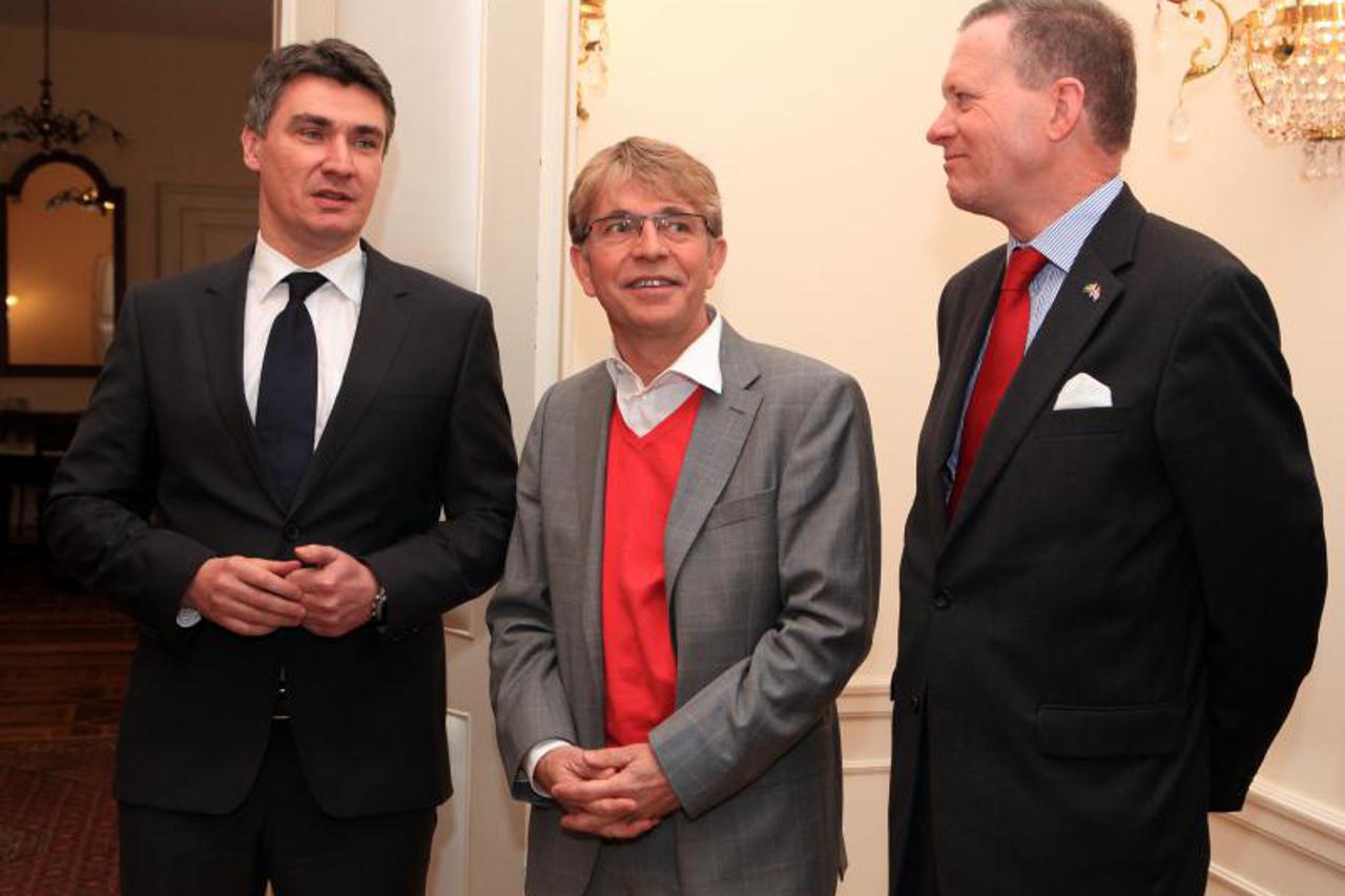 Sasatank Milanovića i direktora IKEA-e (1)