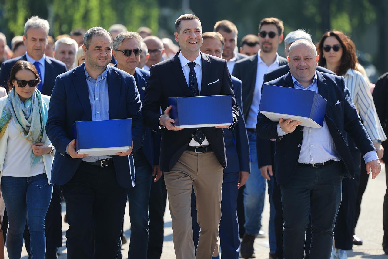 Zagreb: Mislav Herman predao potpise za nadolazeće lokalne izbore