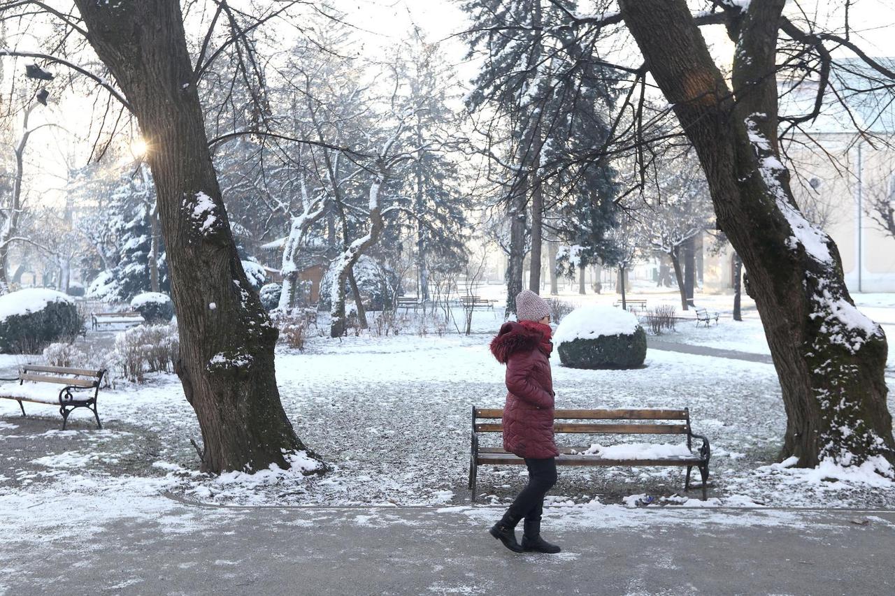 Hladna fronta donijela je i na potresom razrušene dijelove Hrvatske izuzetno hladno jutro