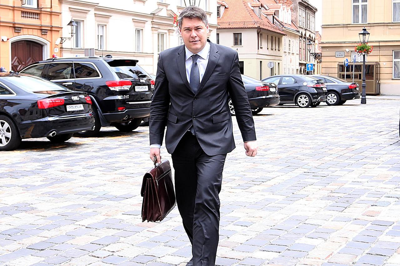 24.06.2014., Zagreb - Dolazak ministara na 171. sjednicu Vlade Republike Hrvatske. Boris Lalovac.  Photo: Goran Stanzl/PIXSELL