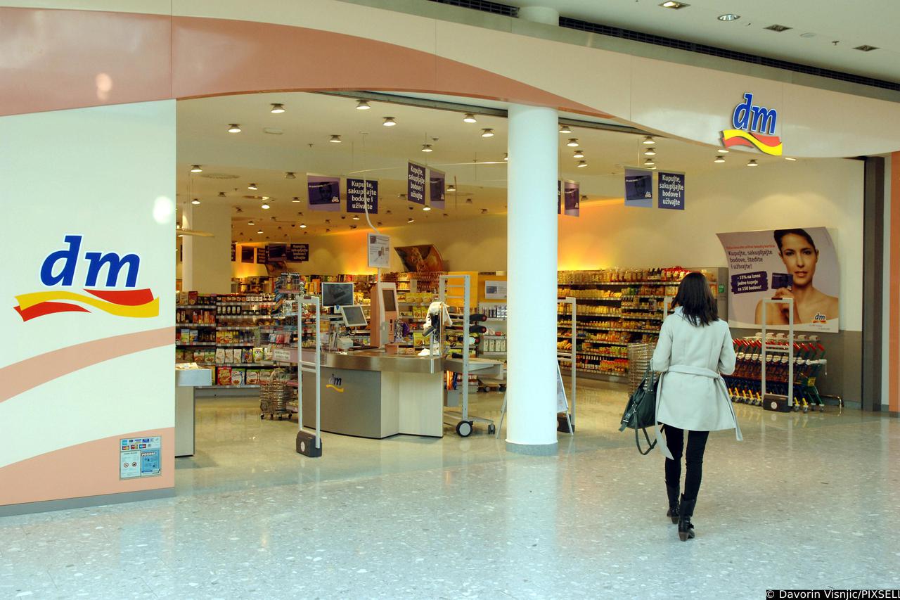 Zagreb: Trgovina DM-au Garden Mall-u