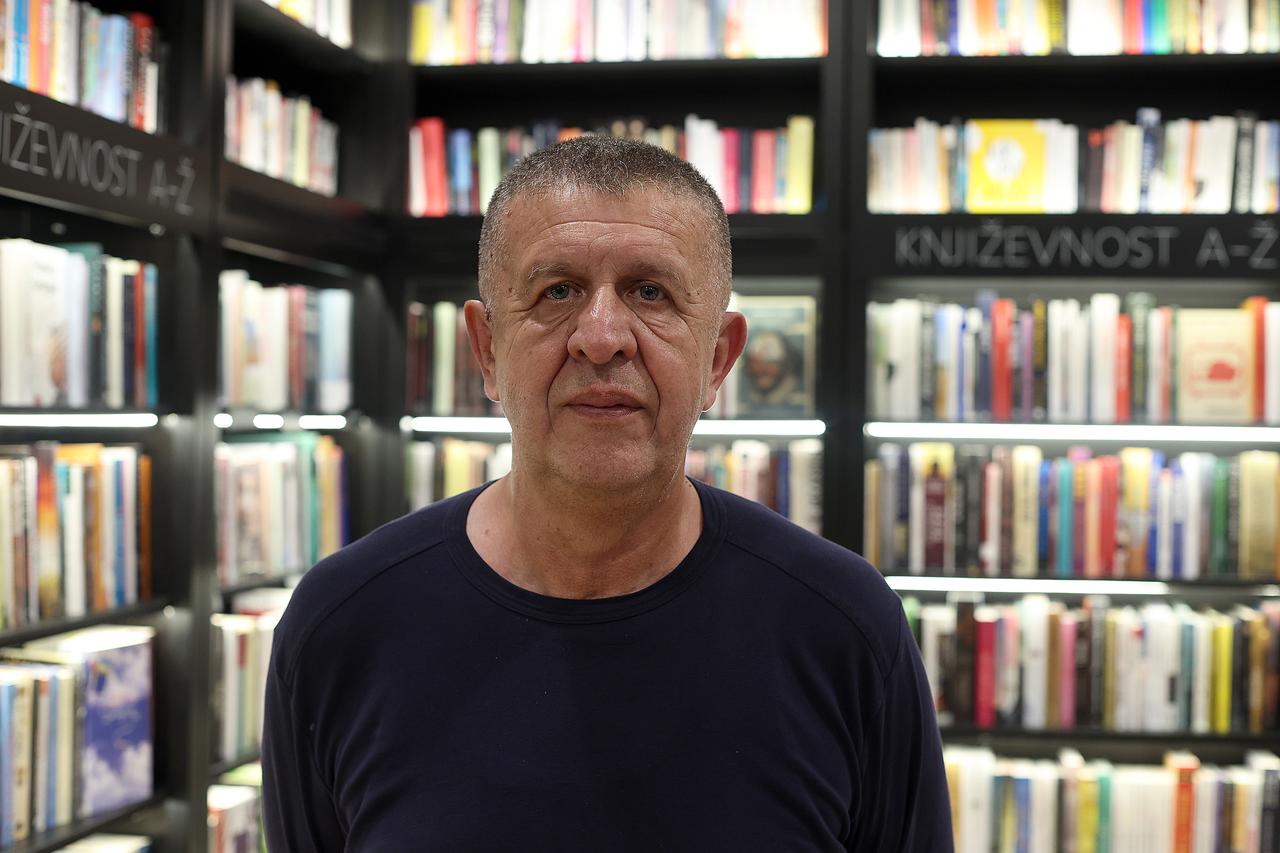 Zagreb: Književnik Josip Mlakić