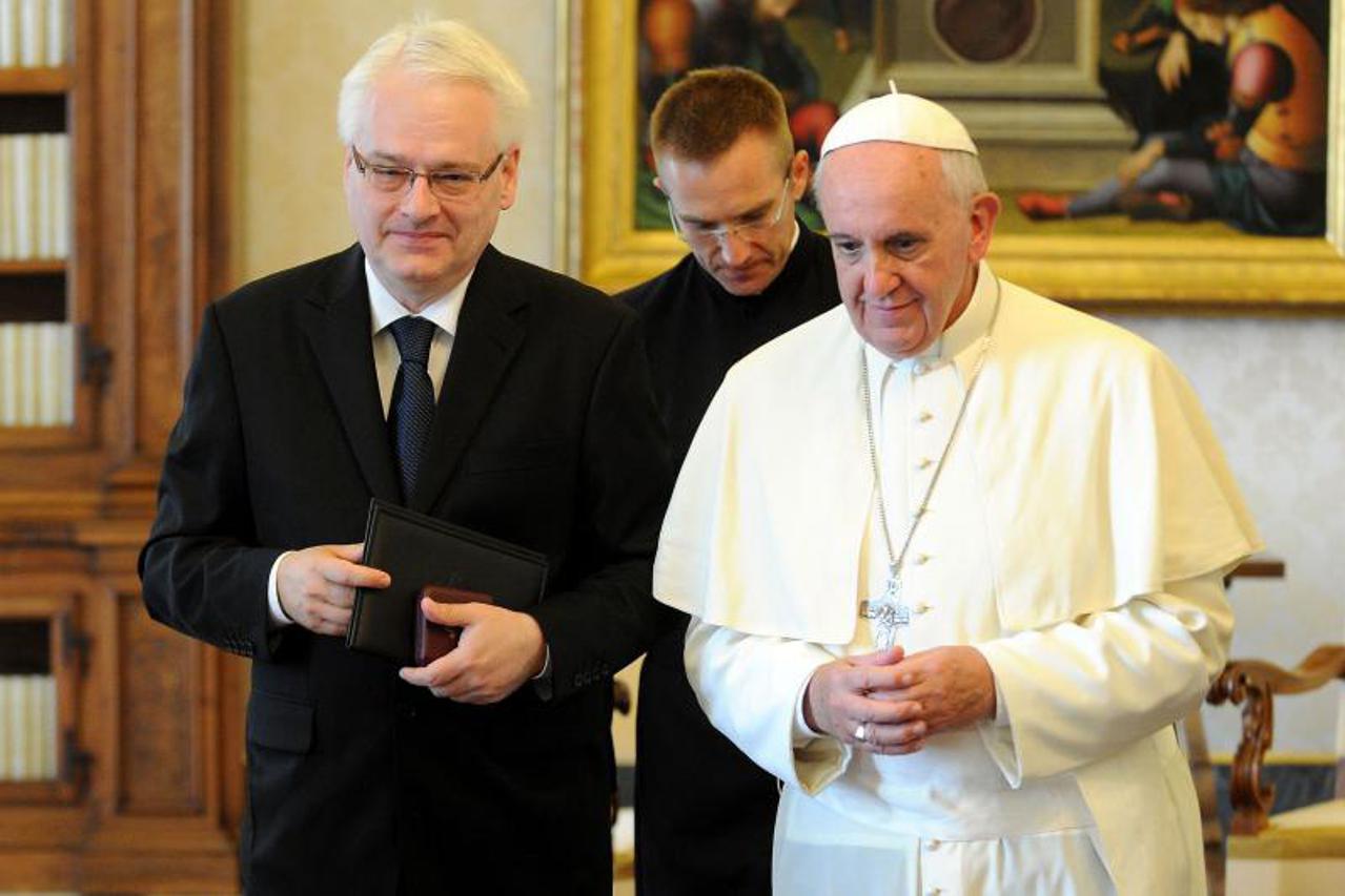 Ivo Josipović papa Franjo (1)