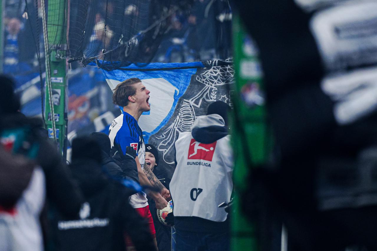 GER, Hamburger SV vs. FC Bayern Muenchen, Fussball, 1. Bundesliga, Spieltag 20, Saison 2025/2026, 31.01.2026