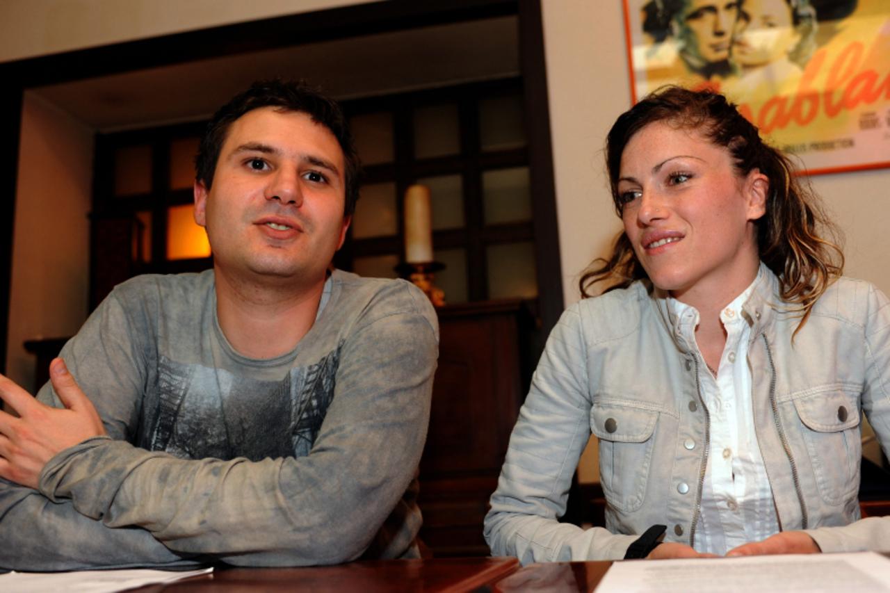 'pixsell-hrvatska-split-12.05.2010.-split kinoteka zlatna vrata presica najava za festival mediteranskog filma koji ce biti odrzan u kinoteci zlatna vrat i u ljetnom kinu bacvice na presici su bili di