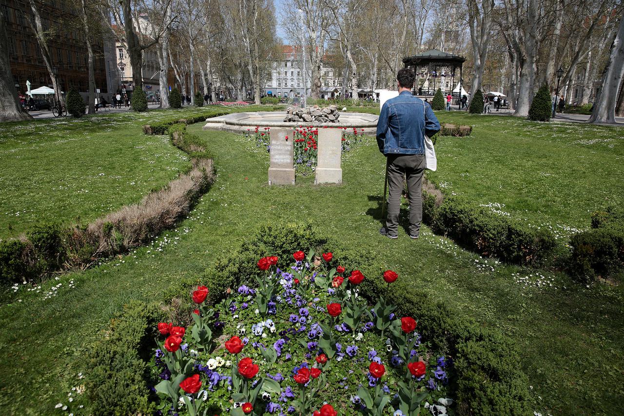 Nadgrobni spomenici u parku Zrinjevac