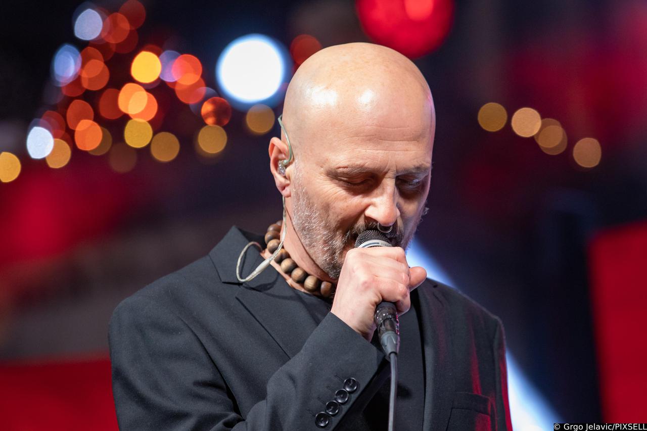 Urban & 4 održali spektakularan koncert na Stradunu