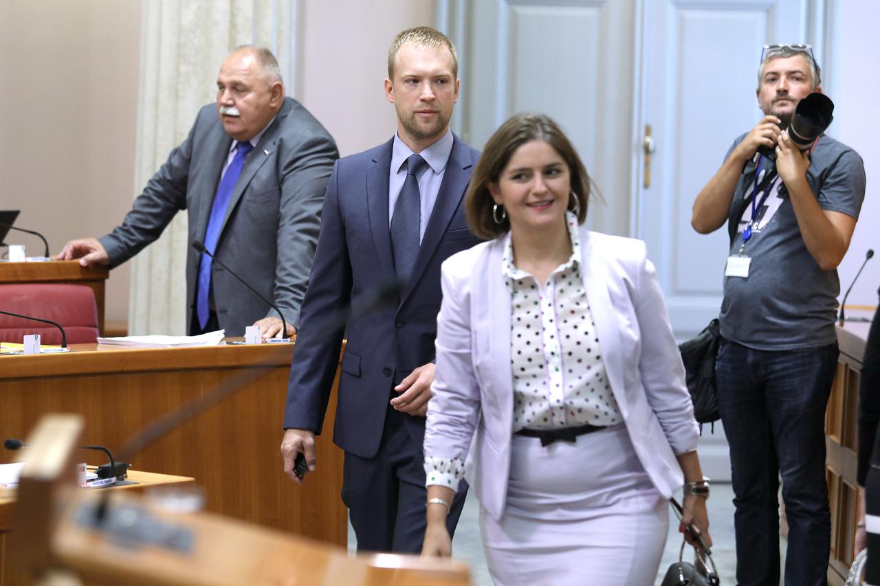 Tomislav Saucha i Marija Puh