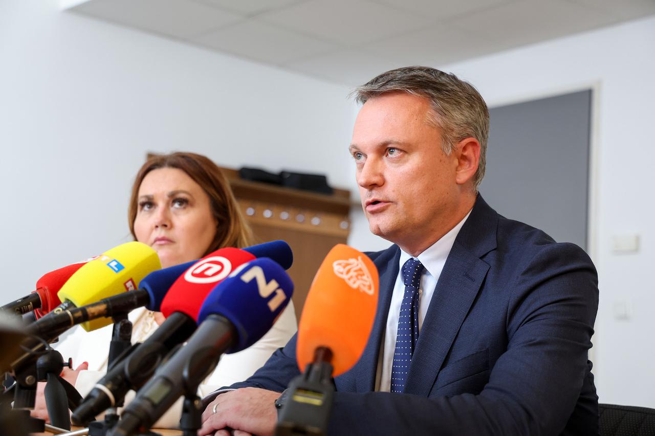 Zagreb: Izvanredna konferencija na KBC-u Rebro nakon Uskokove akcije