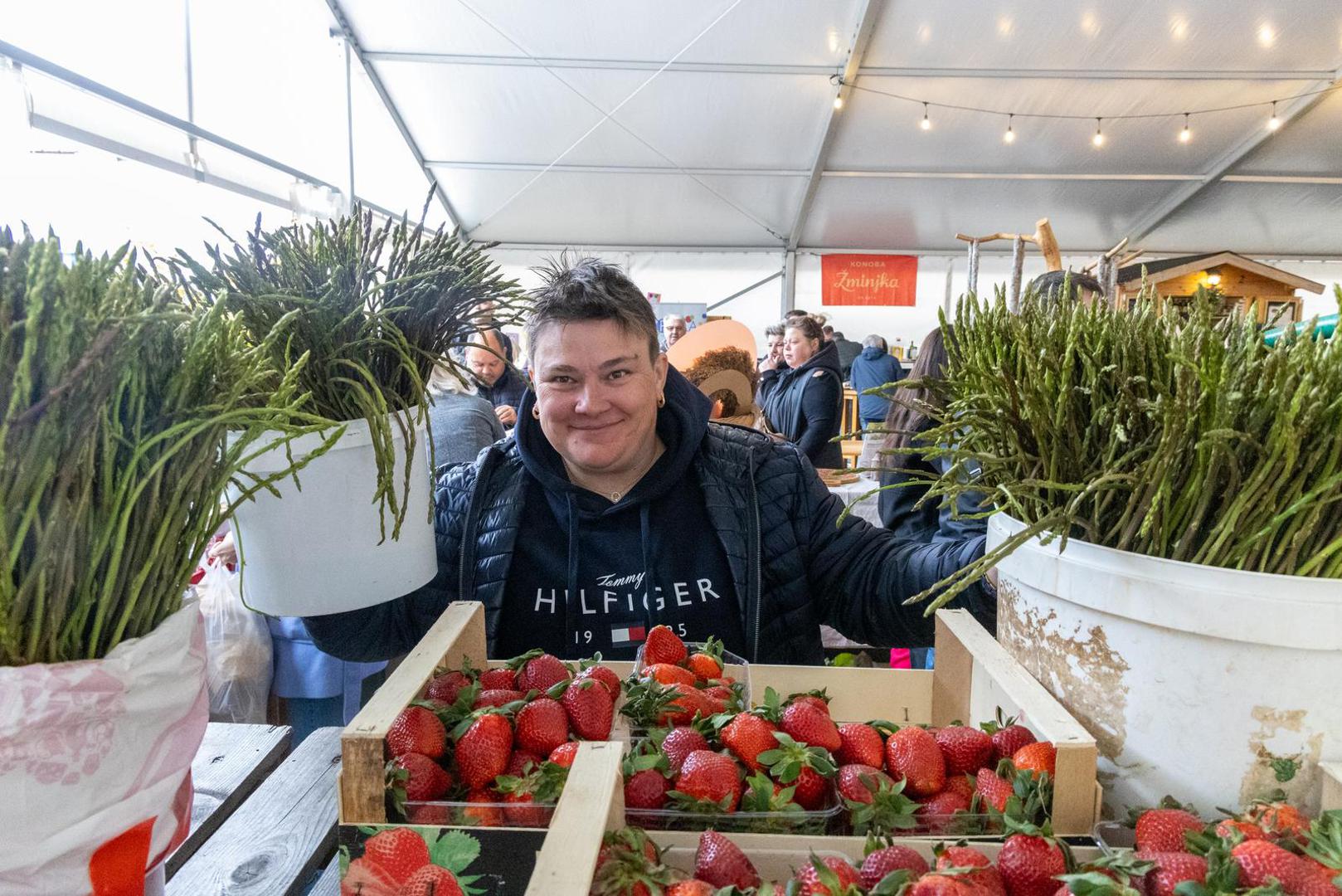 Zdenka Jakus ponovno je nadmašila vlastiti rezultat te je i ove godine napravila najveću pincu na svijetu pa je zbog toga kandidirana za Guinnessovu knjigu rekorda.