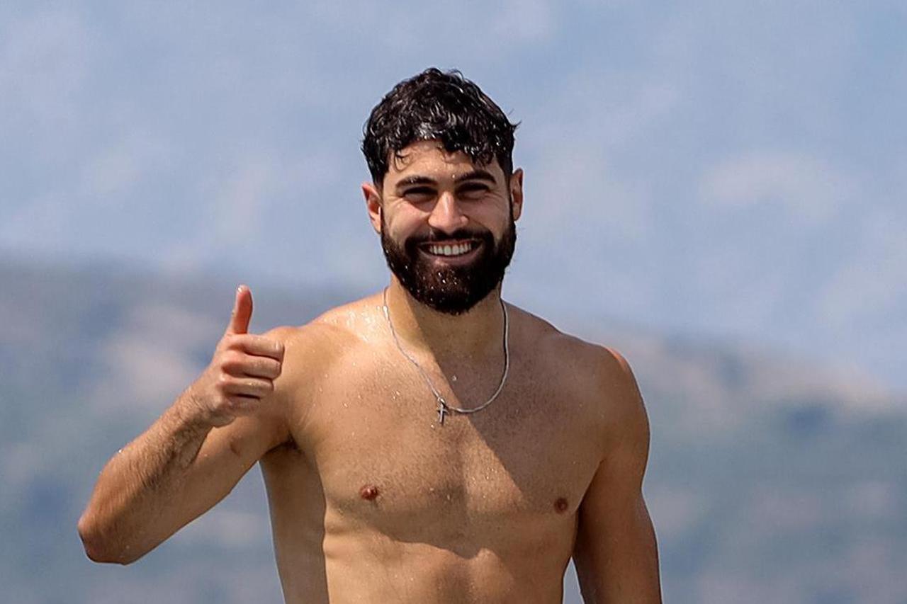 EKSKLUZIVNO Novigrad: Joško Gvardiol ljetne dane provodi na plaži u Novigradu