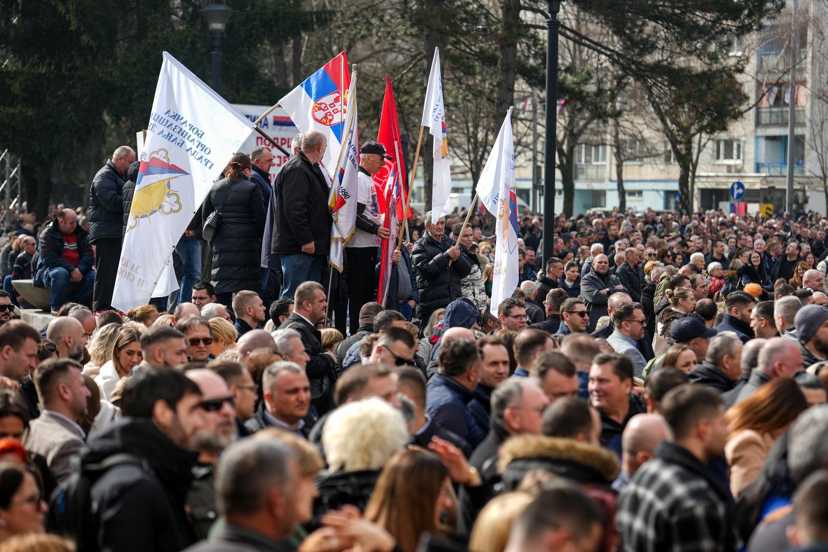 Dodik i  v.d. direktora Službenog glasnika RS-a Miloš Lukić optuženi su jer su 2023. proveli odluku Narodne skupštine RS-a da se Schmidtove odluke ne objavljuju u Službenom glasniku RS-a.