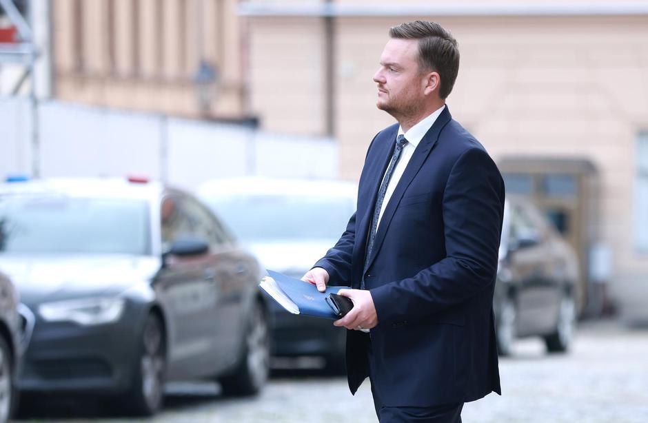 Zagreb: Dolazak sudionika na sastanak Parlamentarne ve?ine