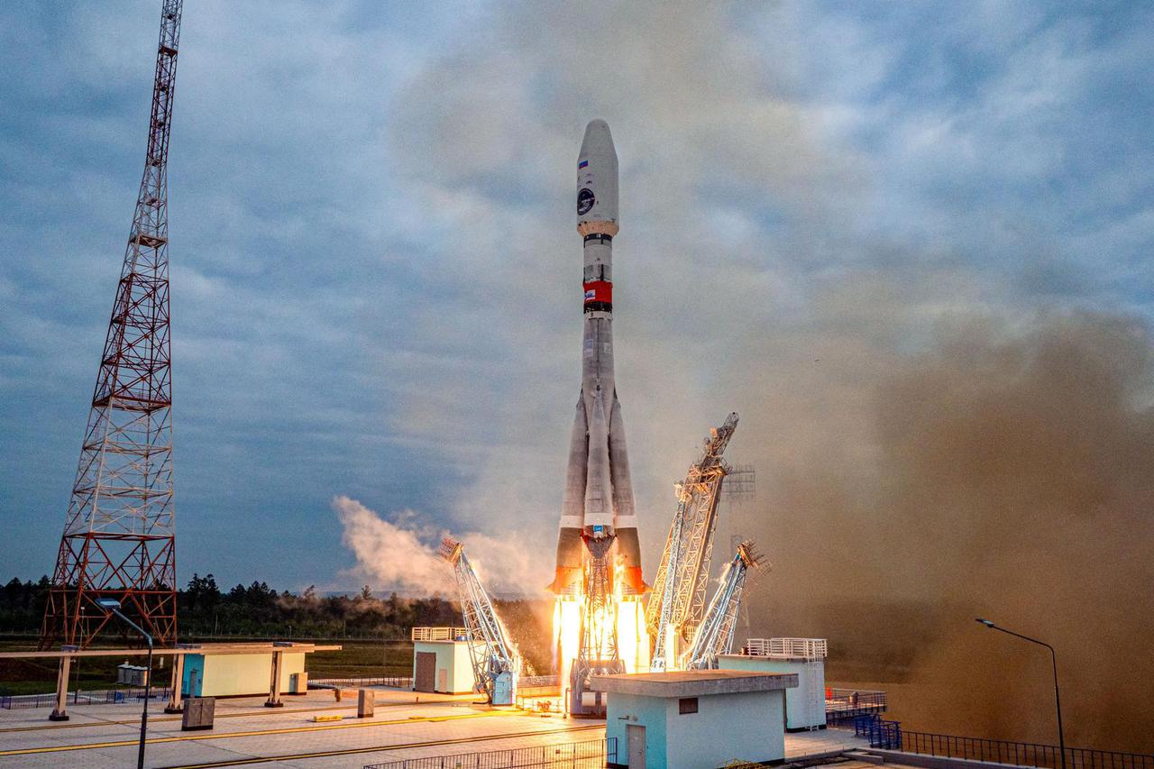 Rocket booster with Luna-25 lunar lander blasts off at Vostochny Cosmodrome