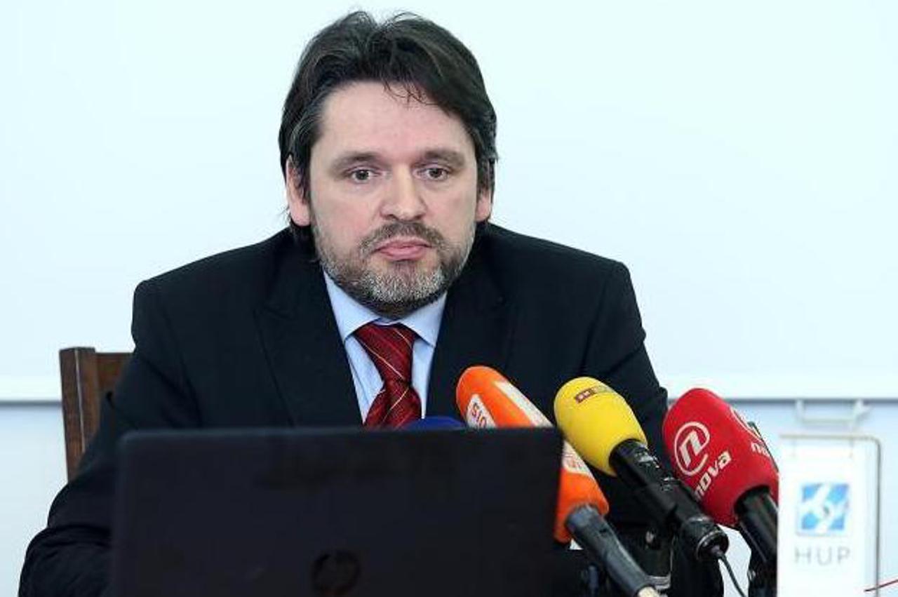 Velimir Šonje