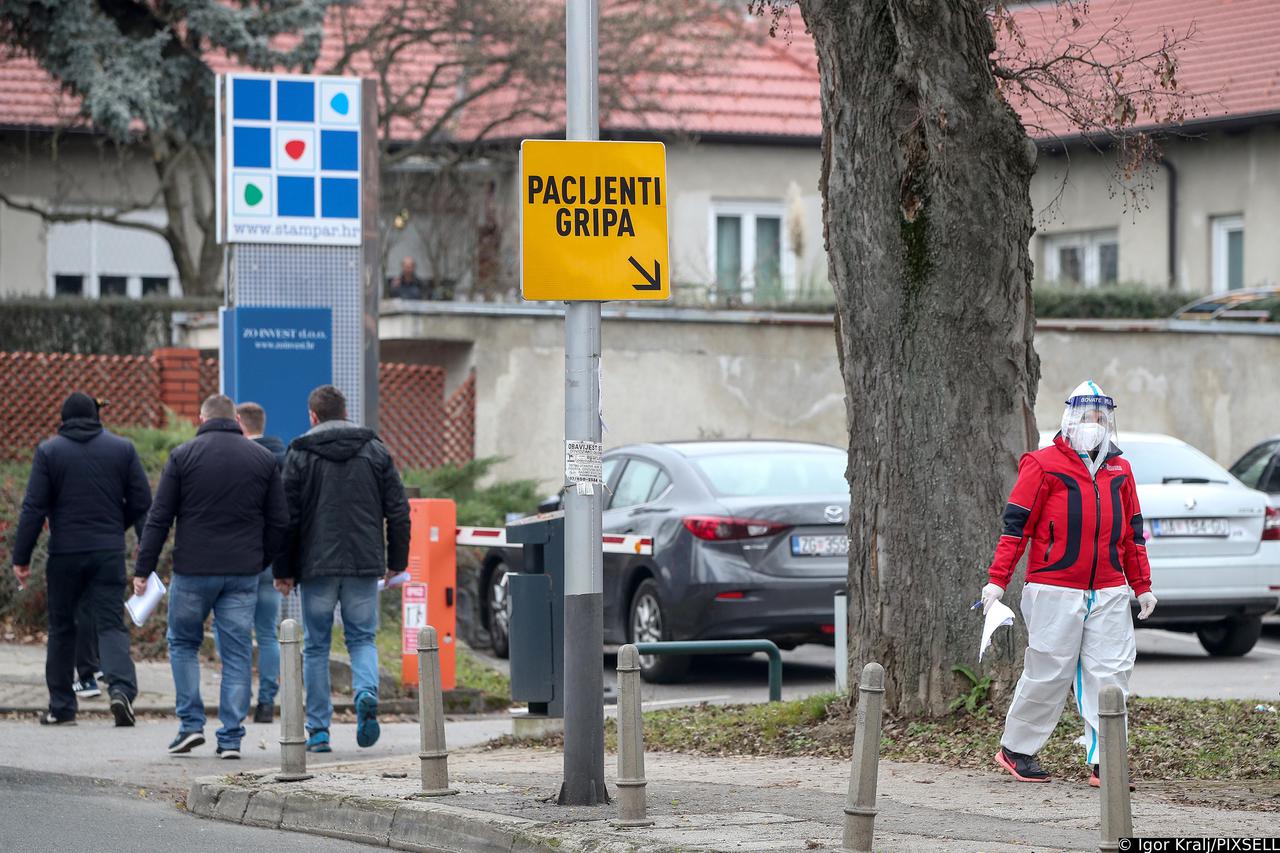 Zagreb: U montažnom šatoru na Mirogojskog cesti organizirano cijepljenje protiv gripe