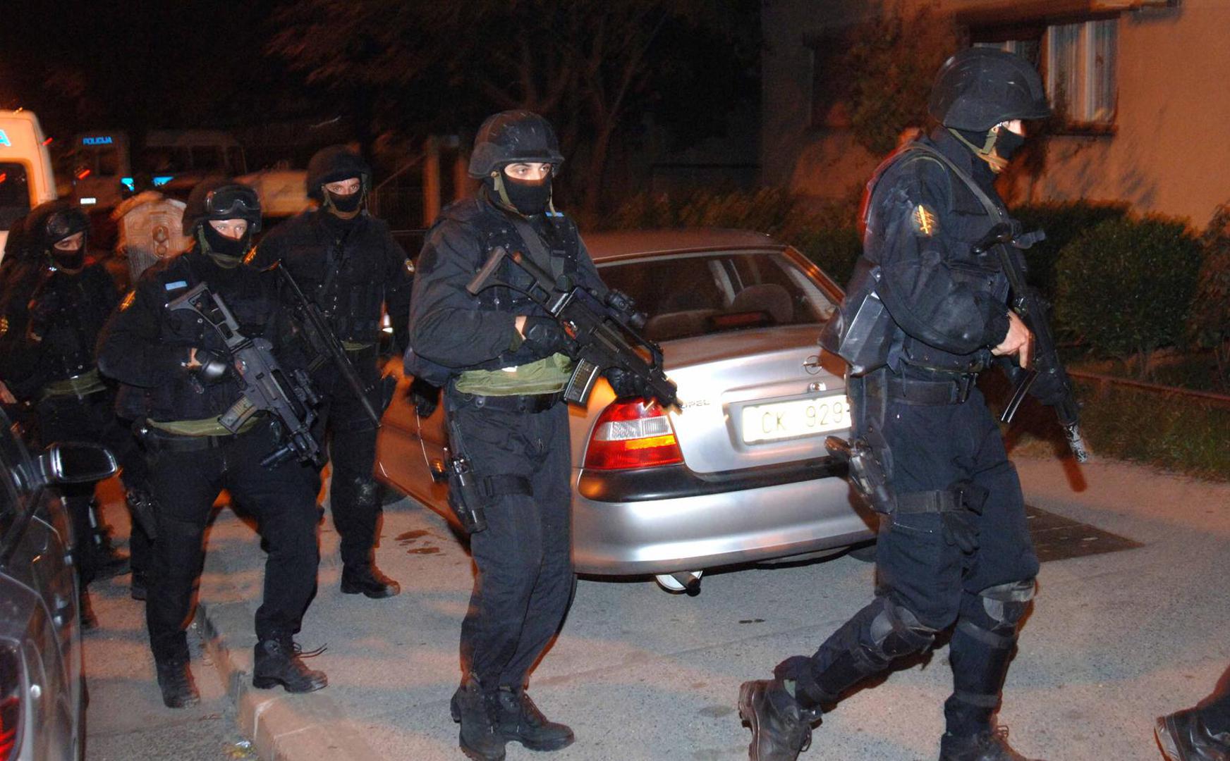 U listopadu 2007. godine, Đuro Orešković, poznat kao Jura, počinio je dvostruko ubojstvo i pokušaj ubojstva u parku pred Domom za starije i nemoćne na zagrebačkoj Trešnjevci.